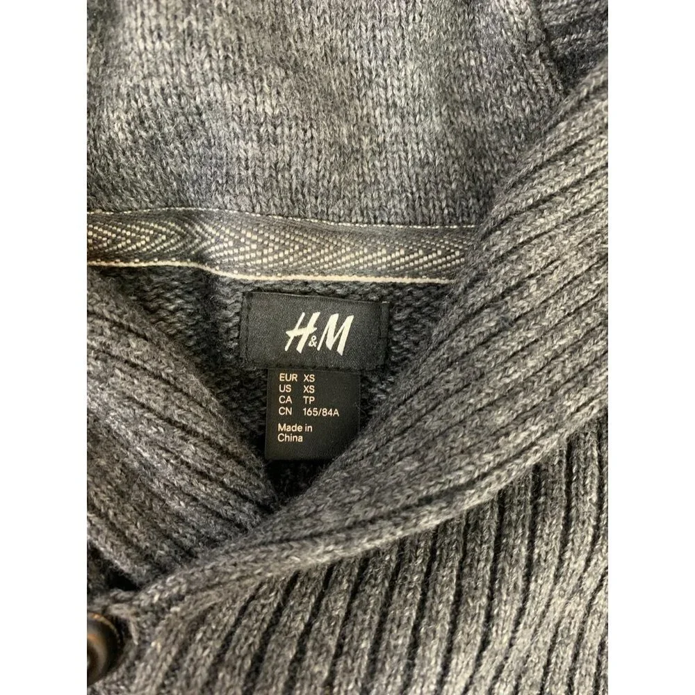 H&M Women's Charcoal Knitted Pullover Sweater